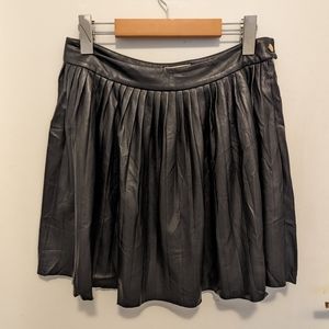 Wilfred Le Fou Vegan Leather Pleated Mini Skirt in Black